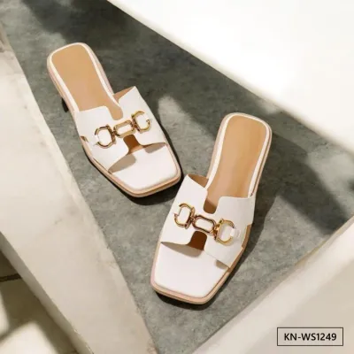 BOLD BLOOM WOMEN'S SANDAL